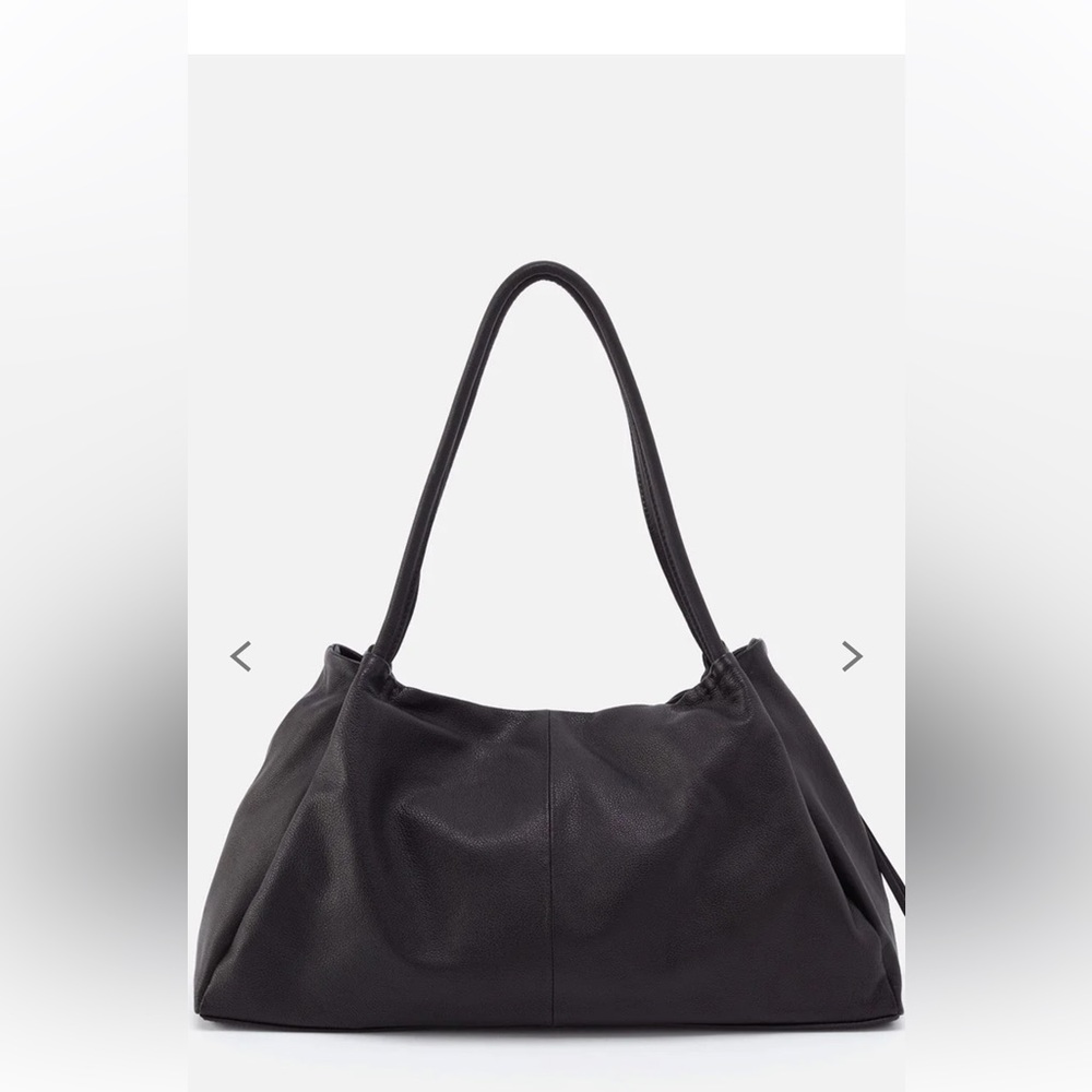 Beautiful HOBO tote! The Medium Prima. Only used a few times!